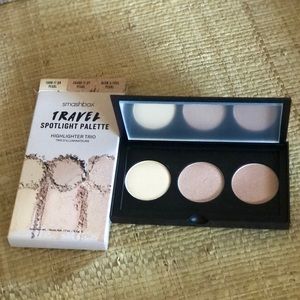 Smashbox Travel Spotlight Palette Highlighter Trio